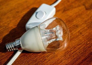 В Краснодаре восемь улиц остались без света