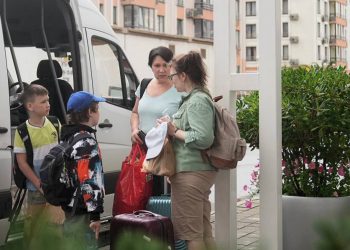 Из-за непогоды в Сочи эвакуировали почти 600 человек