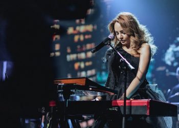 Сорвавшая в Сочи концерт певица МакSим призналась в алкогольной зависимости