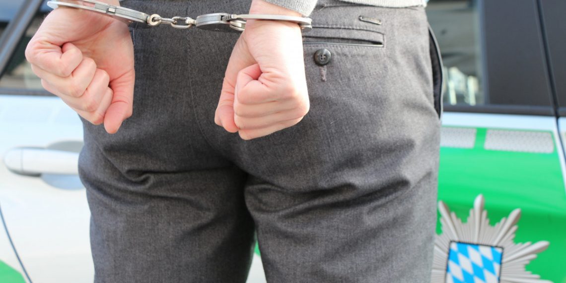 Telegram-канал: в Сочи ревнивый мужчина задушил свою жену