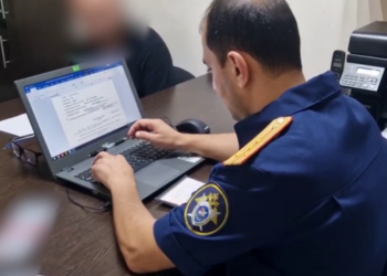 В поселке Сочи мужчина из-за ревности убил жену