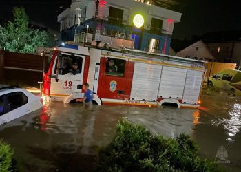 МЧС: в Сириусе подтопило около 150 придомовых территорий, в ПВР размещены 54 человека