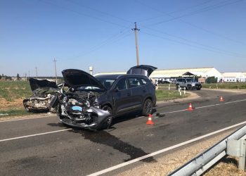 В ДТП на Кубани погибла женщина и пострадал мужчина