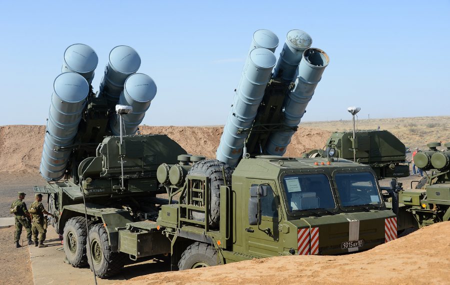 Над Керченским проливом сбили еще одну ракету