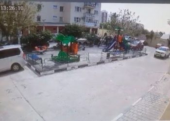 Пропавшую в Анапе девочку в желтом сарафане мог увезти белый кабриолет