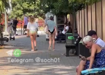 В Сочи «голопопики» передислоцировались к зданию МВД