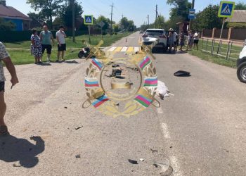 В одной из станиц Краснодарского края мопедист без прав «убил» приемного 5-летнего сына