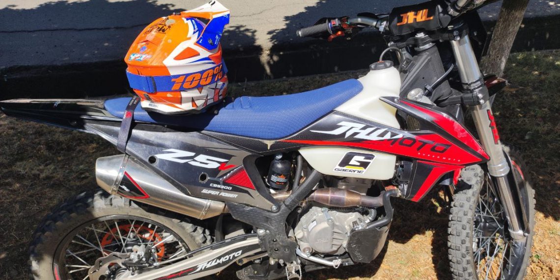 На Кубани подросток на мотоцикле врезался в иномарку