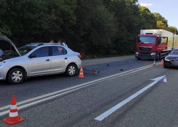 В ДТП с тремя автомобилями на Кубани пострадали мужчина и ребенок