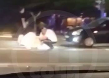 В Сочи автомобиль сбил девушку на зебре