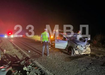 В ДТП с двумя иномарками в Анапе пострадали 9-летний ребенок и мужчина