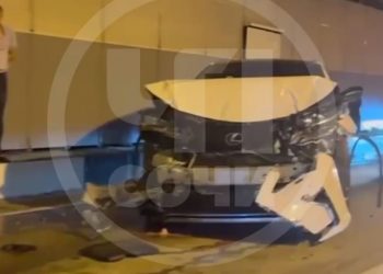 В ДТП в тоннеле в Сочи погиб 22-летний водитель Opel