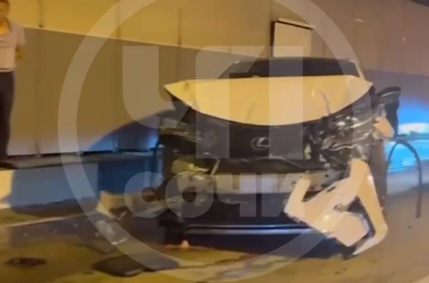 В ДТП в тоннеле в Сочи погиб 22-летний водитель Opel