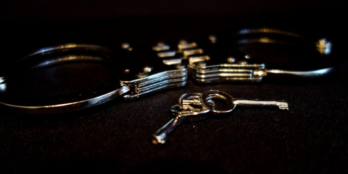 В Туапсе задержали подозреваемых в убийстве двух мужчин