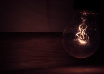 В Краснодаре восемь улиц остались без света