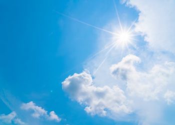 Синоптик Шувалов рассказал, что в выходные столбики термометров в Краснодарском крае раскалятся до +39