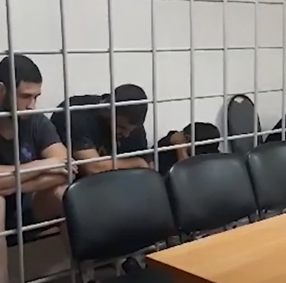 Четырех подозреваемых в убийстве двух мужчин на берегу реки на Кубани заключили под стражу