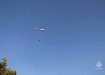 На пожаре в Геленджике авиация сбросила более 300 тонн воды