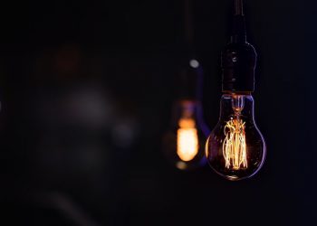 В Краснодаре вечером 10 августа жители четырех улиц из-за аварии остались без света