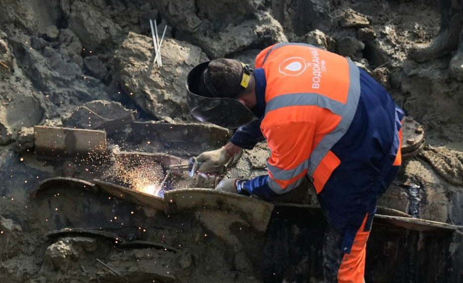 В сочинском Адлере отремонтировали поврежденный водовод