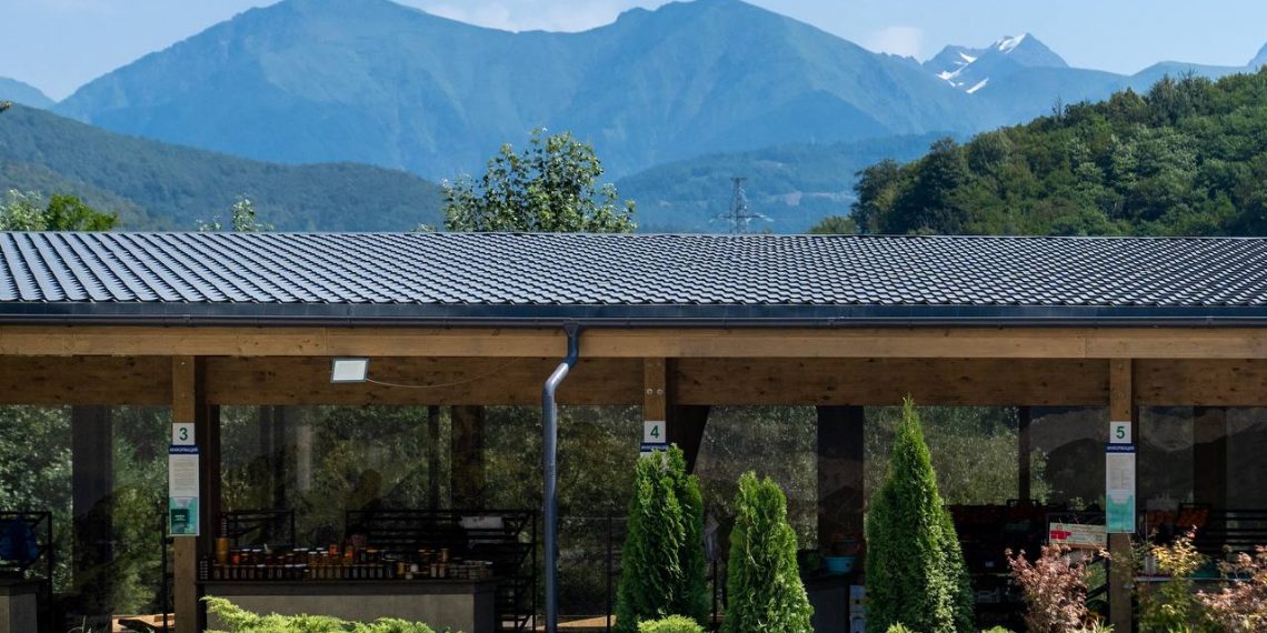 По просьбам сочинцев Красной Поляне откроют большую ярмарку