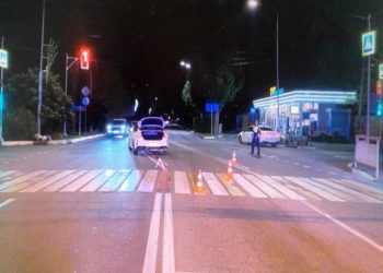 В Сочи иномарка сбила пьяного 46-летнего мужчину