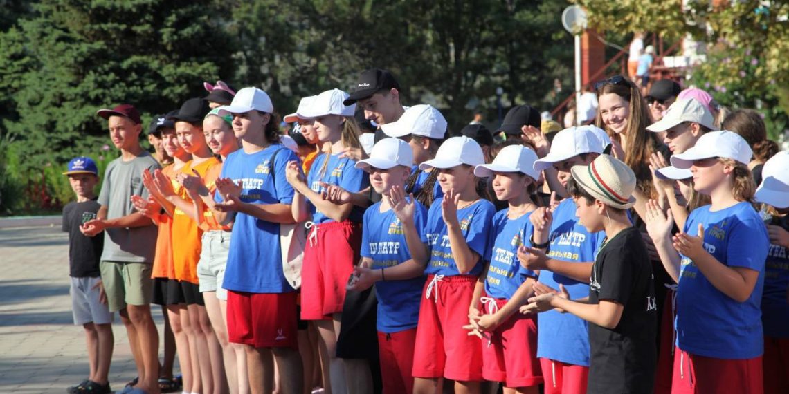 За лето кубанские санатории и лагеря приняли 300 тысяч детей