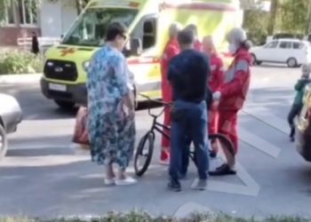 В Армавире автомобиль сбил ребенка на велосипеде