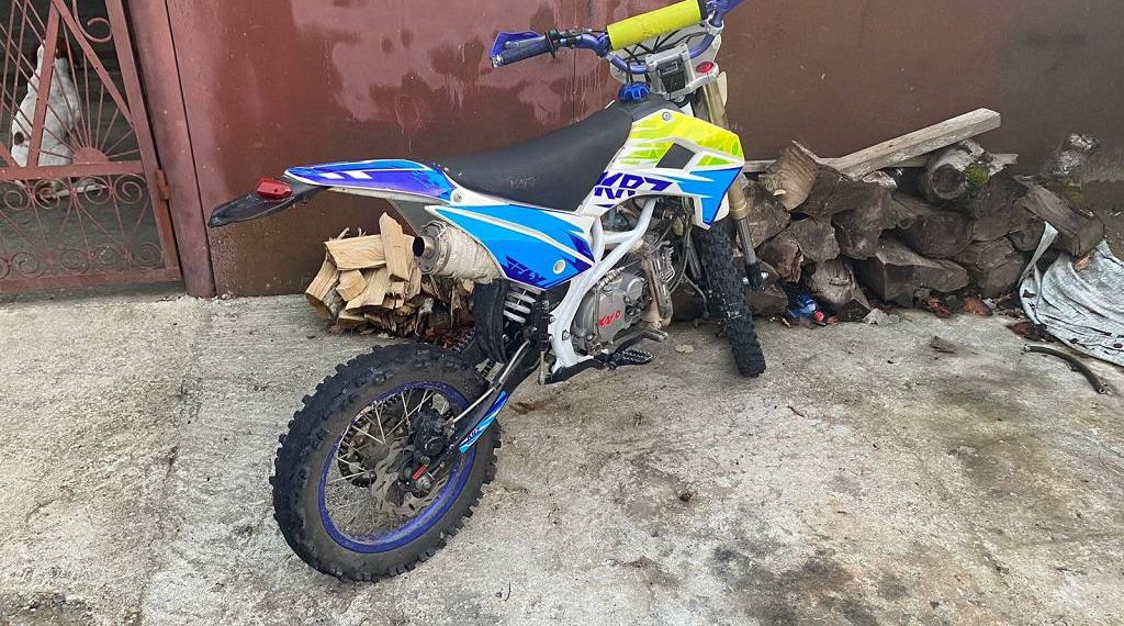 В Сочи 14-летний подросток на питбайке сбил 12-летнего пешехода