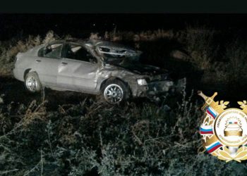 В Анапе опрокинулся Nissan: пострадали два человека