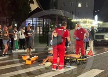 В Сочи Skoda сбила пешехода на зебре