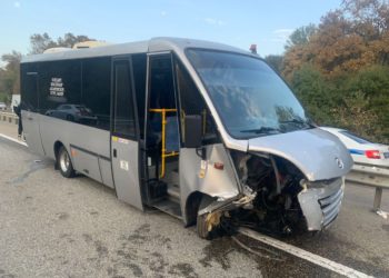 В ДТП с «Ягуаром» на Кубани пострадал пассажир автобуса