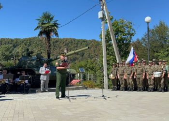 В сочинской Измайловке отметили День танкиста