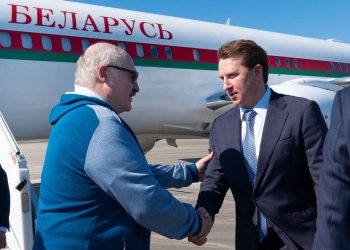 Копайгородский встретил Лукашенко в аэропорту Сочи