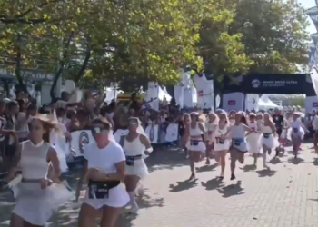 В Геленджике 30 сентября прошел забег невест