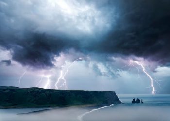 В ближайшие дни Краснодарский край накроет опасная погода