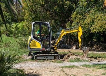 В Сочи обустраивают сквер в микрорайоне Заречном
