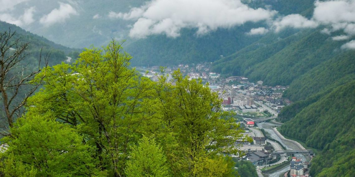 Копайгородский проверил готовность горного кластера к отопительному сезону