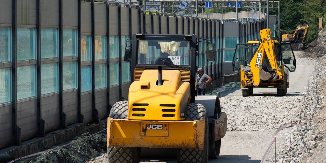 В горном кластере Сочи строят новый пешеходный маршрут