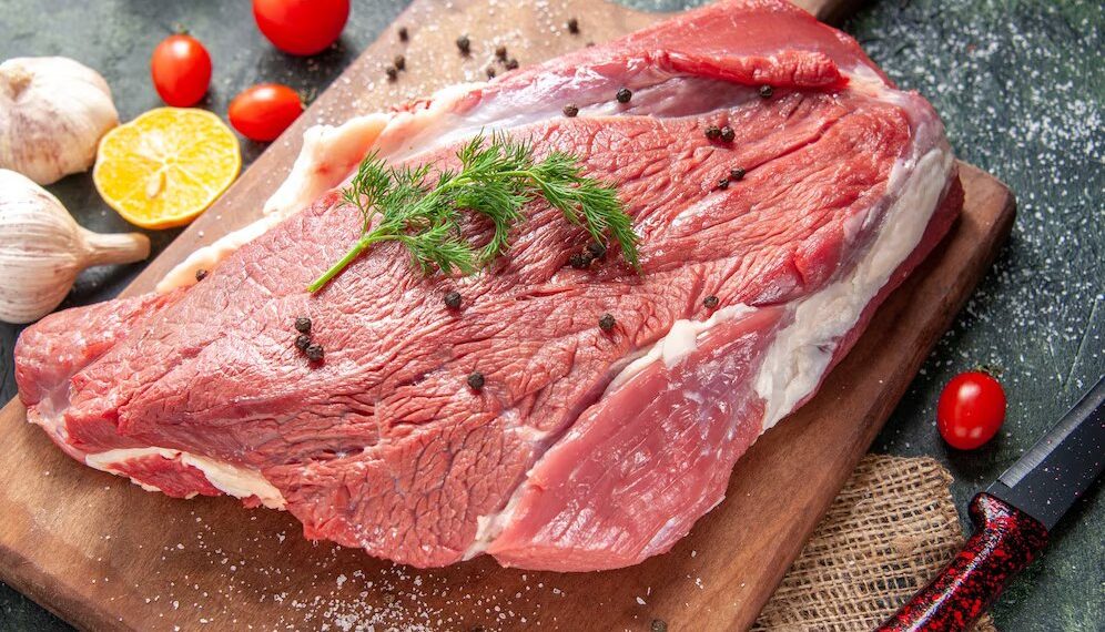 Врач Кашух рассказала, что свинина почти всегда кишит личинками паразитов