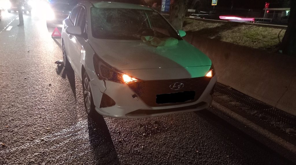 В Сочи Hyundai сбил 33-летнего мужчину