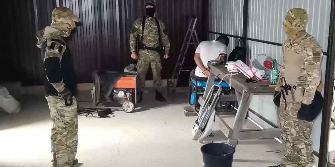 В Анапе поймали владельцев нарколаборатории с 32 кг мефедрона