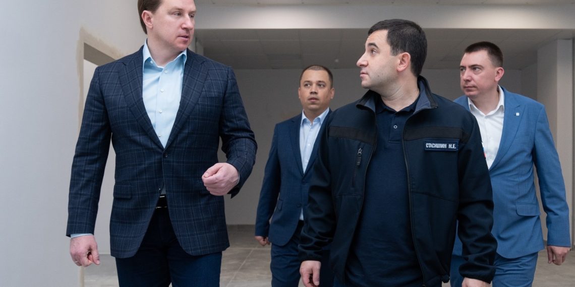 Копайгородский: в Сочи прибыл замглавы Минстроя России