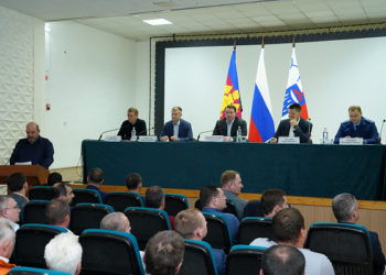 Копайгородский провел сход жителей микрорайона Аше