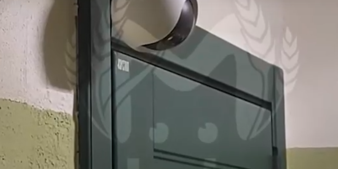 Подмосковные соседи армавирского курьера Егора Семёнова не верят в его вину