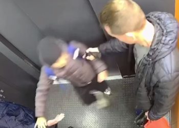 СК заинтересовался толкнувшим ребенка в лифте мужчиной в Новороссийске