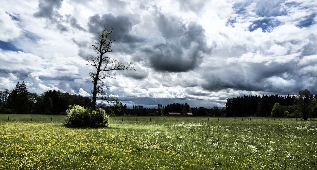 Синоптики рассказали о неистовой погоде в ближайшие дни в Краснодарском крае