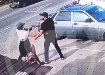 В Сочи один мужчина ударил другого ножом