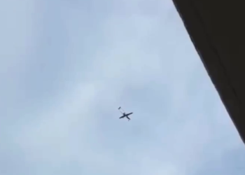 Момент падения БПЛА утром 1 октября в Сочи запечатлели камеры очевидцев