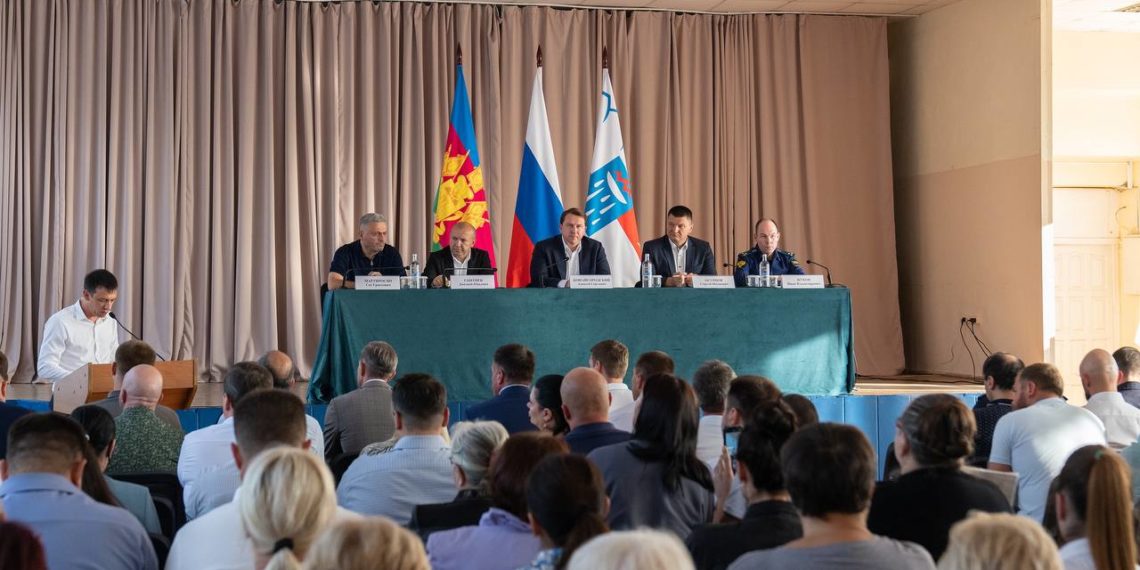 Копайгородский встретился с жителями микрорайона Блиново